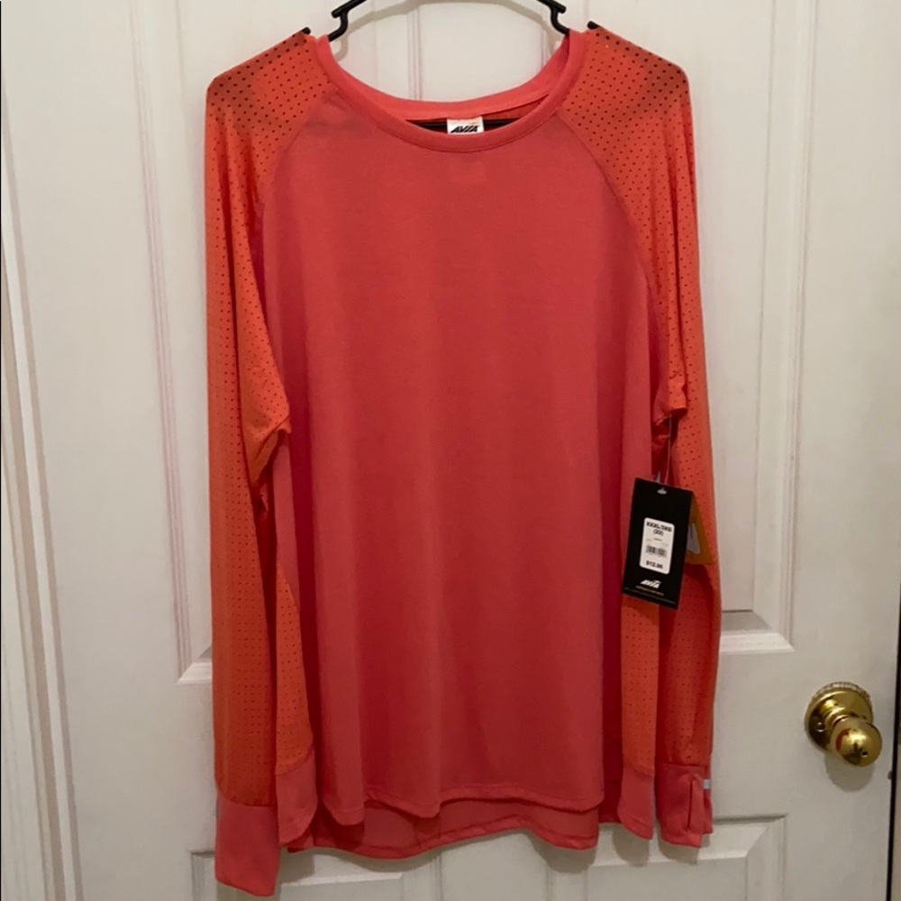 Long sleeve perforated tee
